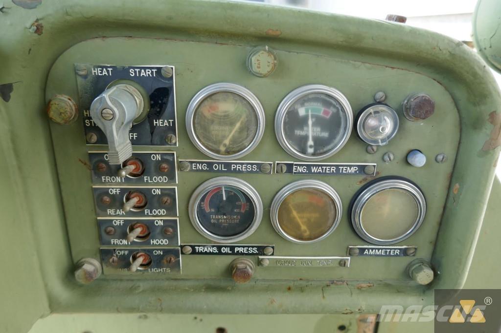 CAT D7F Ex-army Bandschaktare