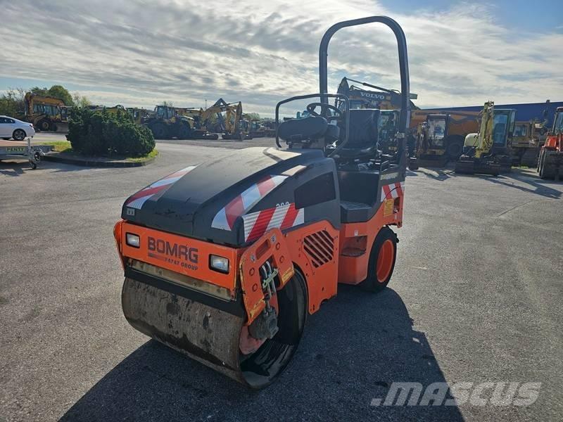 Bomag BW 100 AC-4 Kombivältar