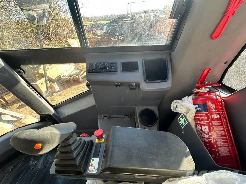 Hamm HC 130i Envalsvältar