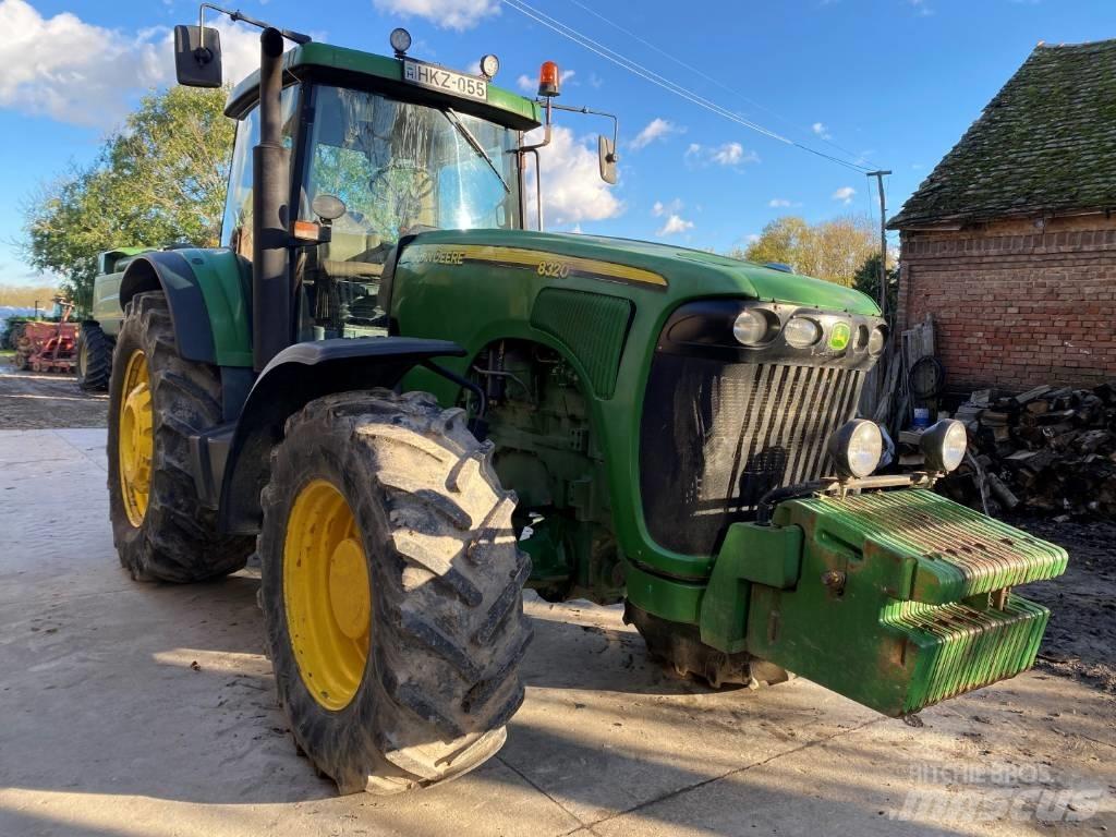 John Deere 8320 Traktorer