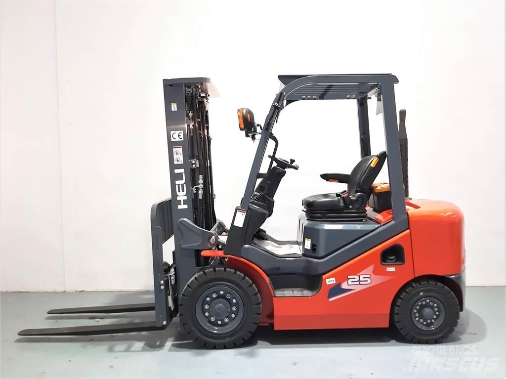 Heli CPCD25 XC26H Dieselmotviktstruckar