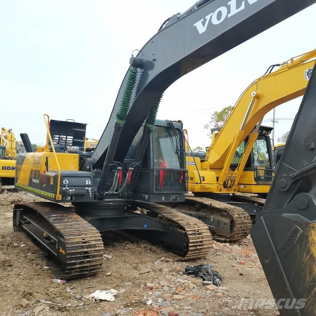 Volvo EC 240 Bandgrävare