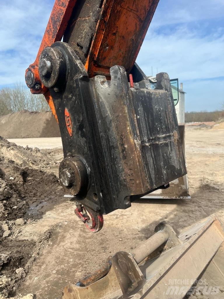 Doosan DX 180 LC-3 Bandgrävare