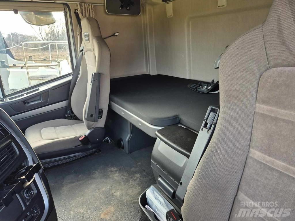 Iveco Stralis 420 Flak-/vinschlastbilar