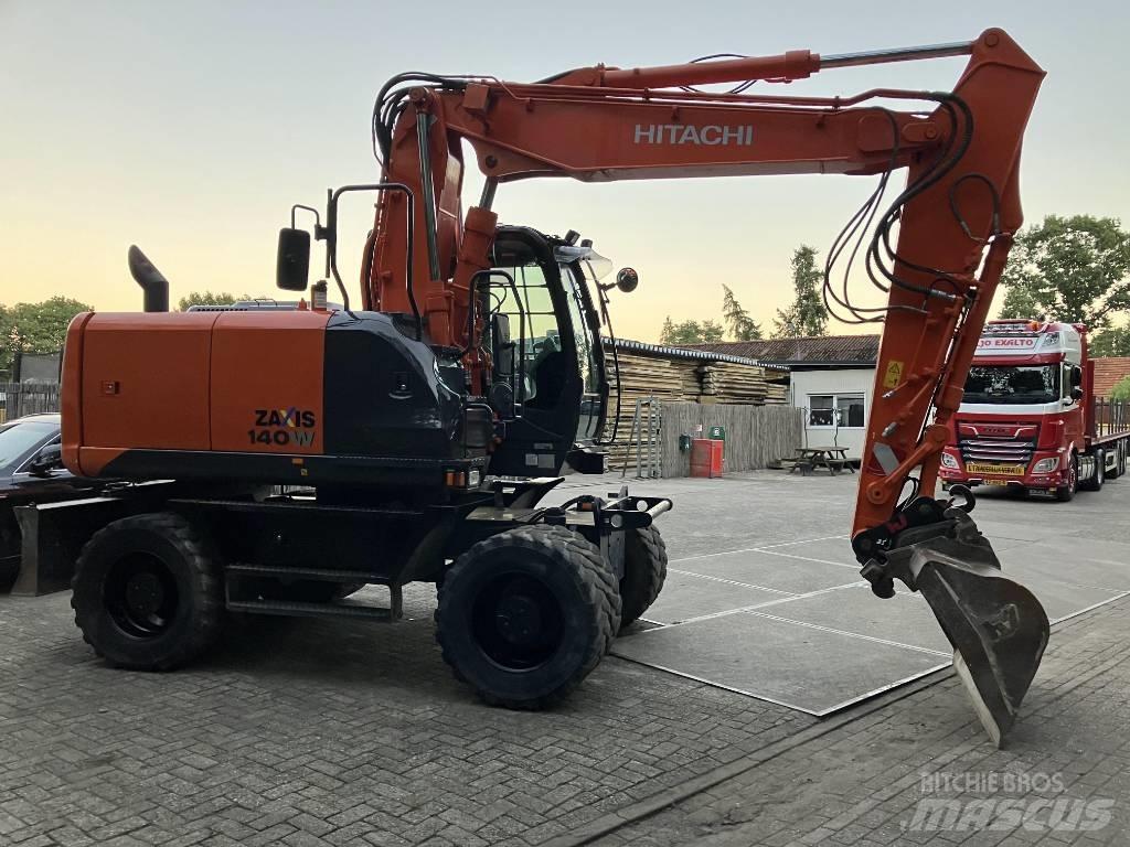 Hitachi ZX140-5B Hjulgrävare