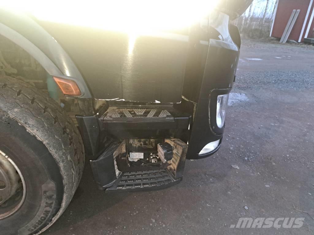 Sisu CM 13 M Transportbilar för Skogsmaskiner