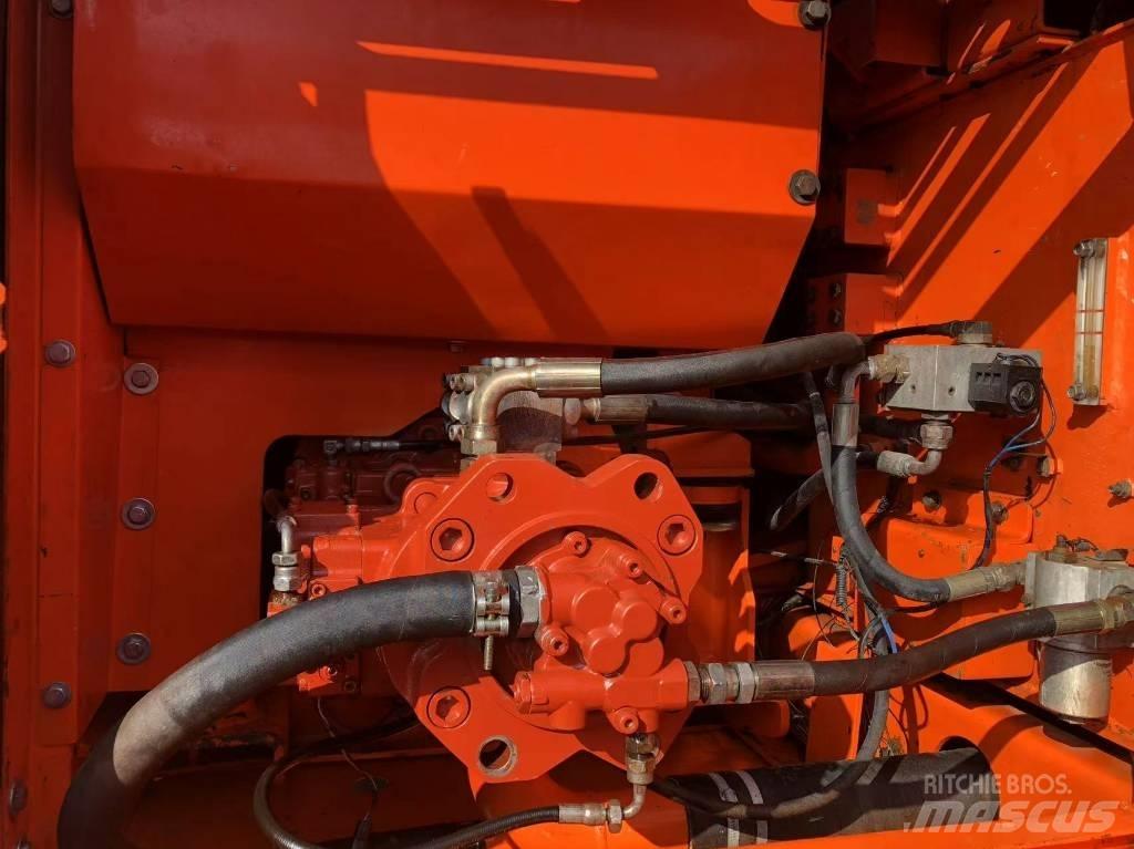 Doosan 220-7 Bandgrävare