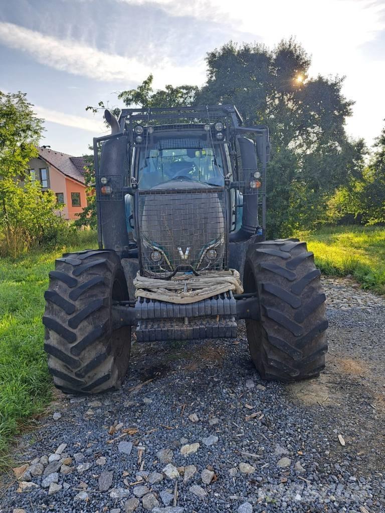 Valtra T 234 Direct Skogstraktorer
