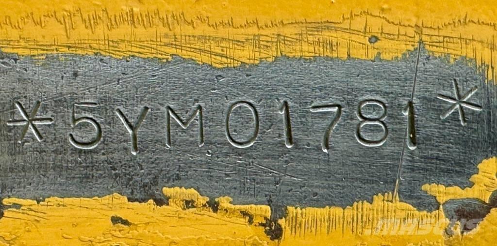 CAT 330 L Bandgrävare