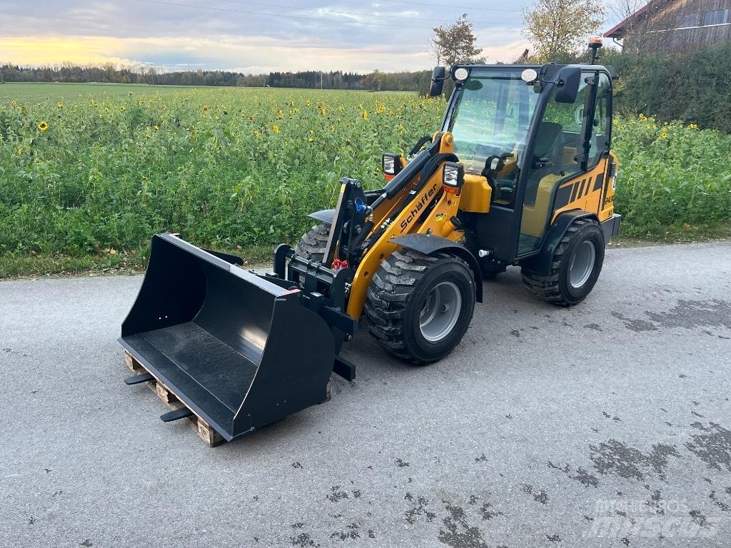 Schäffer 2430 SLT Kompaktlastare