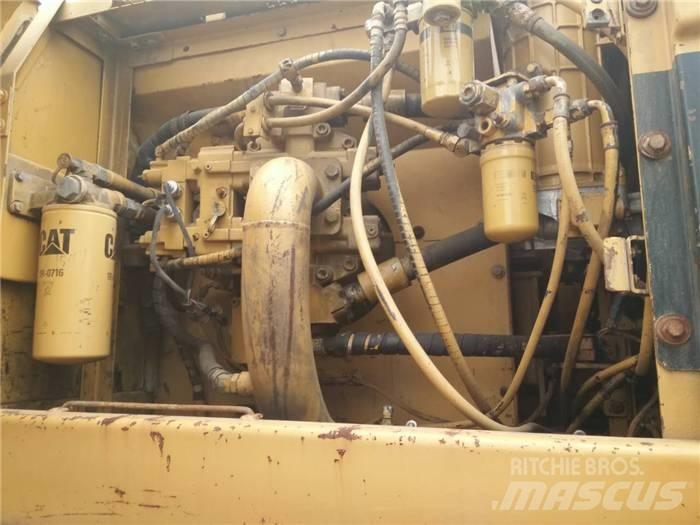 CAT 330 C Bandgrävare