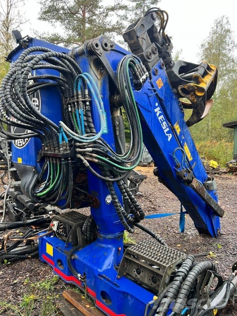 Kesla 2212 ZTF Skogskranar