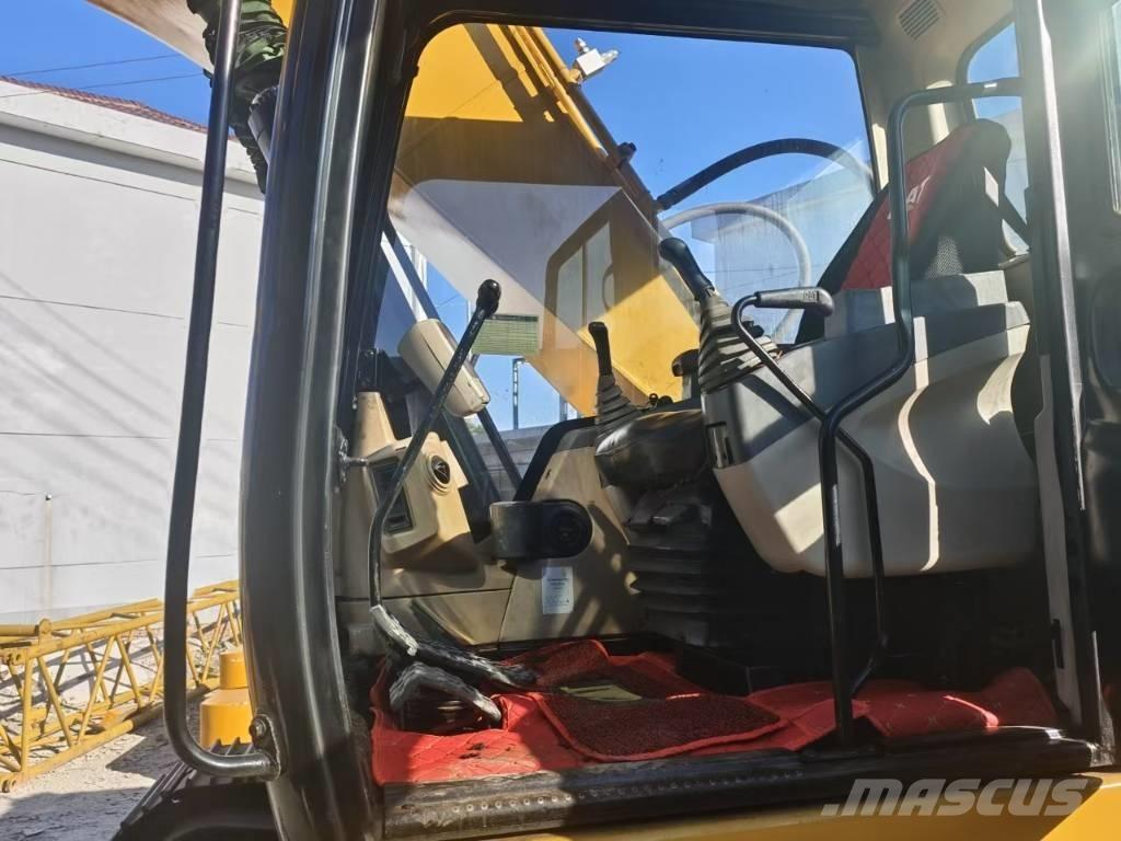 CAT 320 Bandgrävare