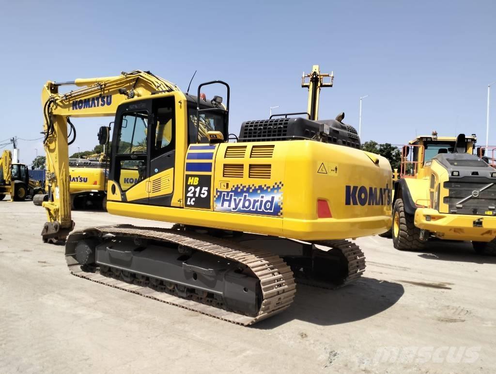 Komatsu HB 215LC-3 Bandgrävare