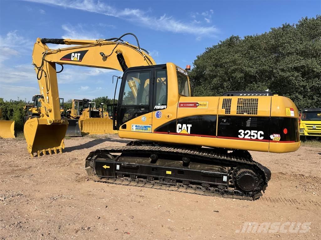 CAT 325 CL Bandgrävare