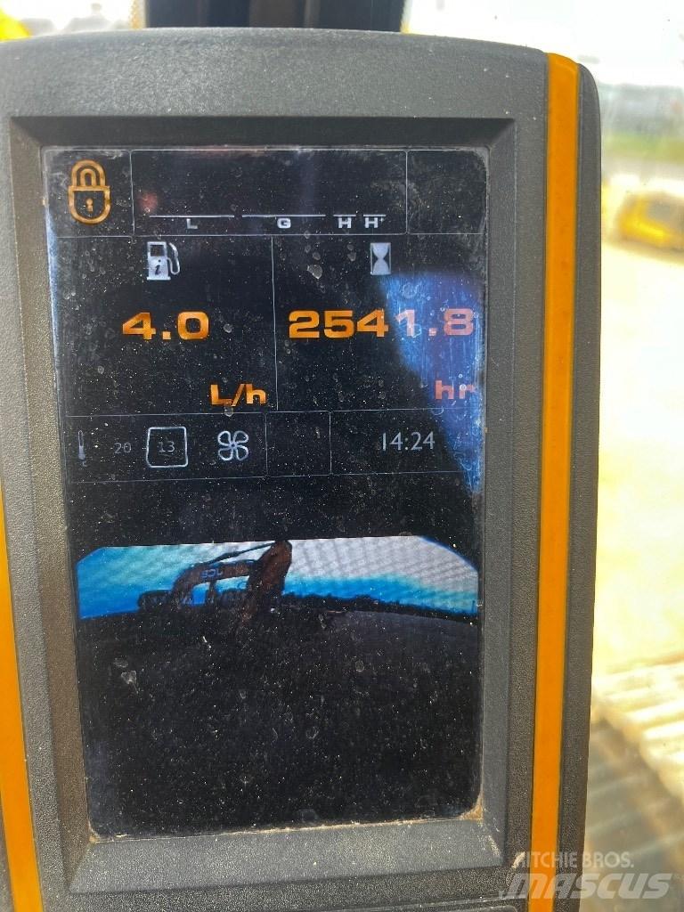 JCB JS 220 N LC Bandgrävare