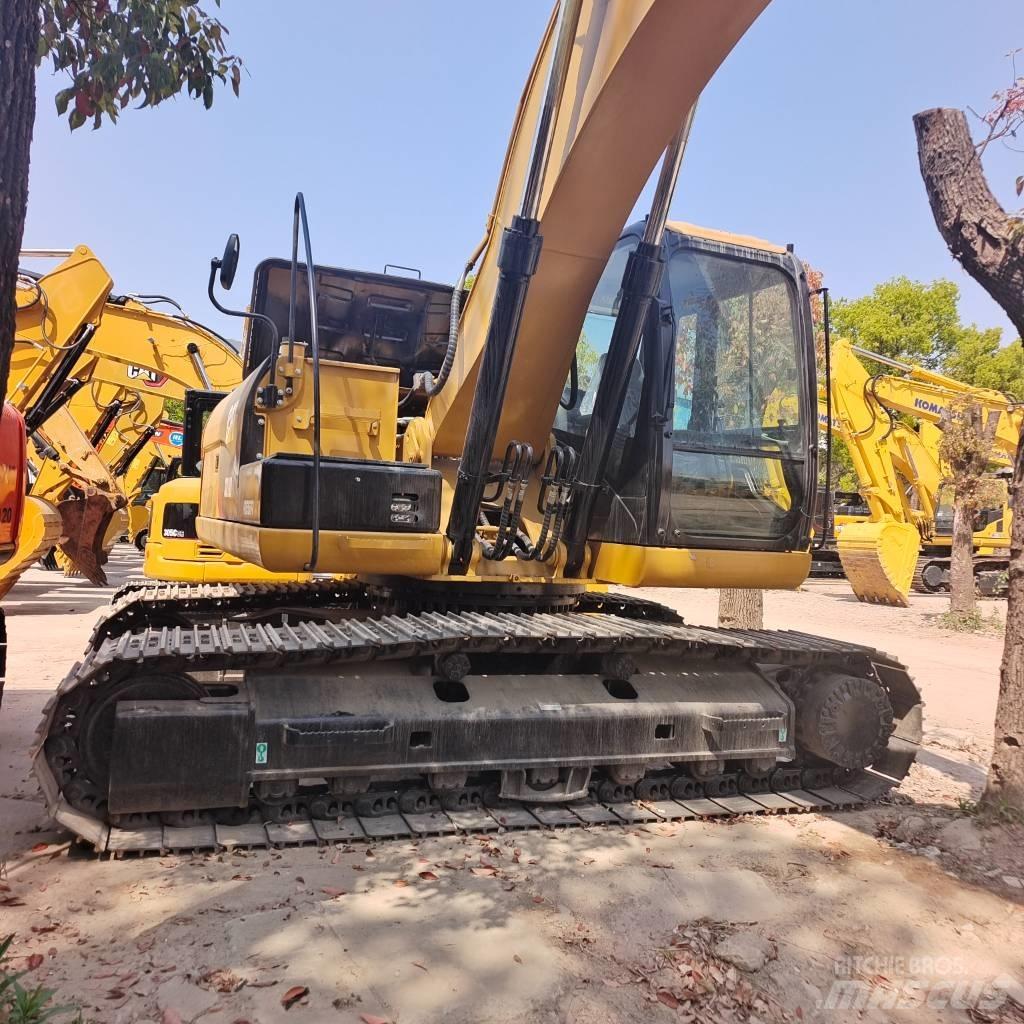 CAT 320 D Bandgrävare