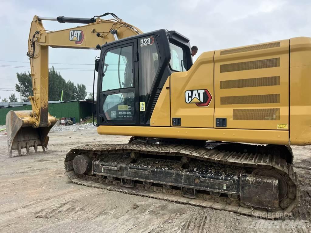CAT 323 GC Bandgrävare