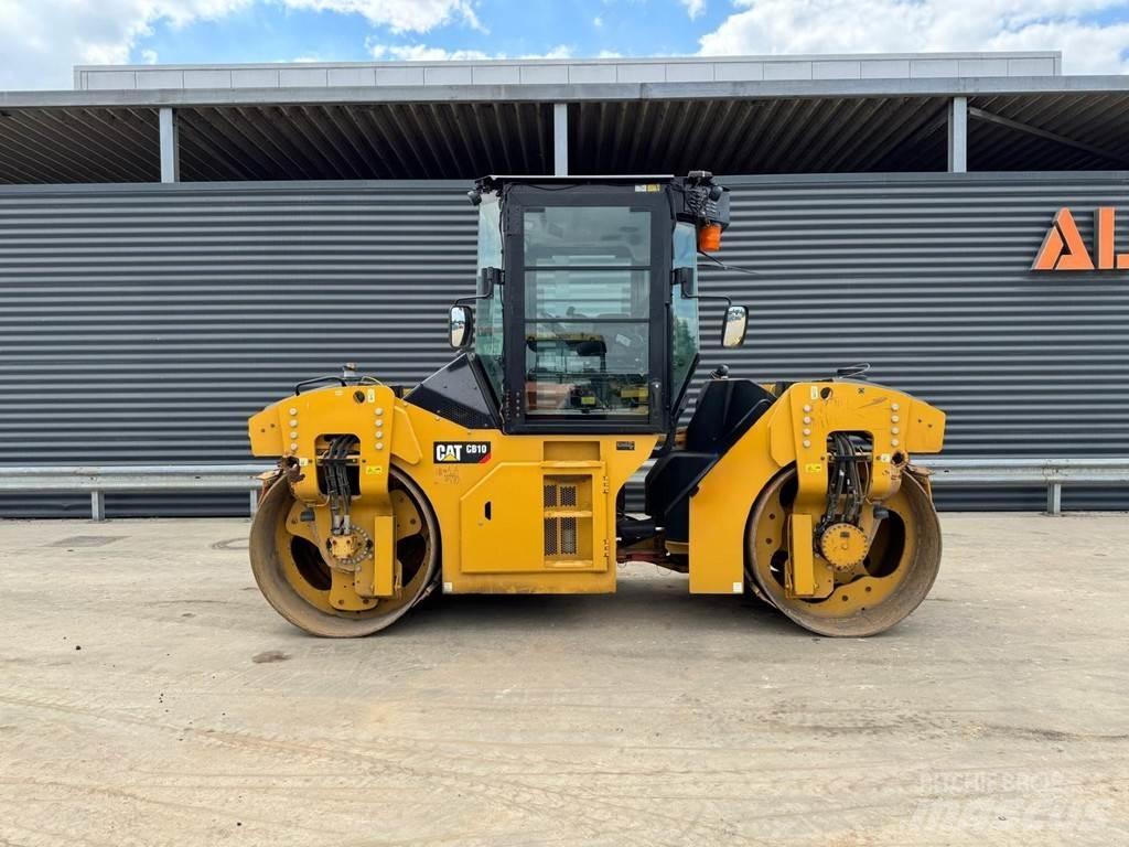 CAT CB10 Tvåvalsvältar