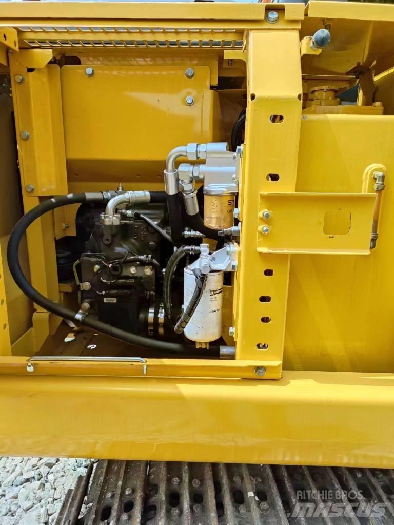 Komatsu PC 110 Midigrävmaskiner 7t - 12t