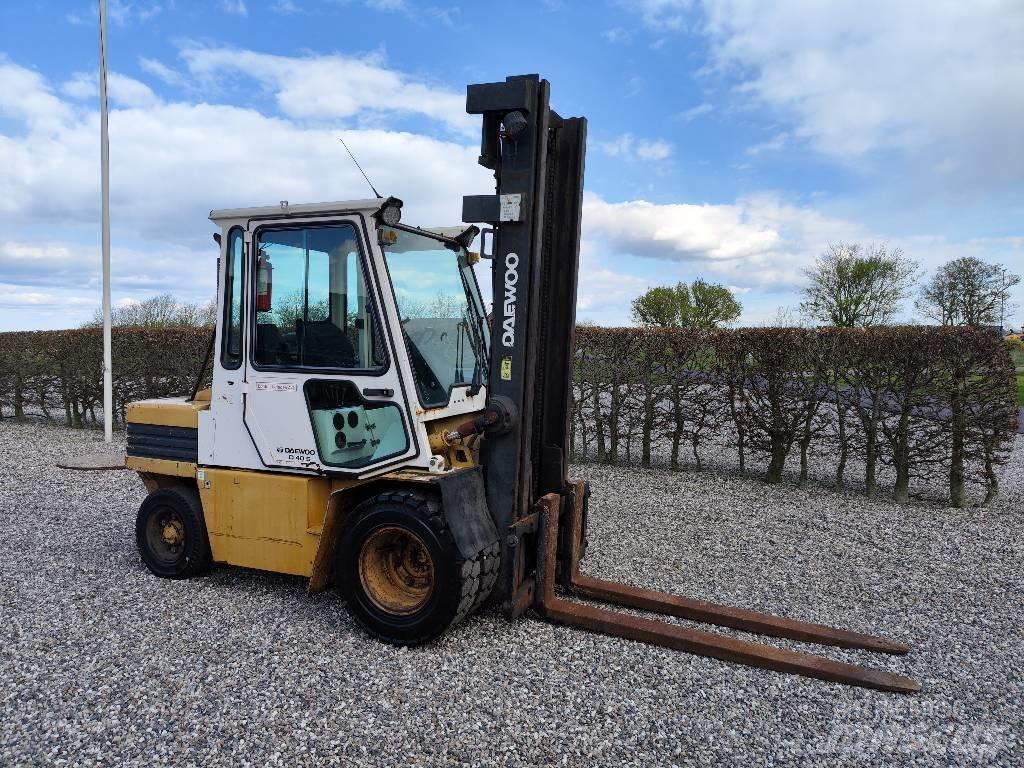 Daewoo D 40 S Dieselmotviktstruckar
