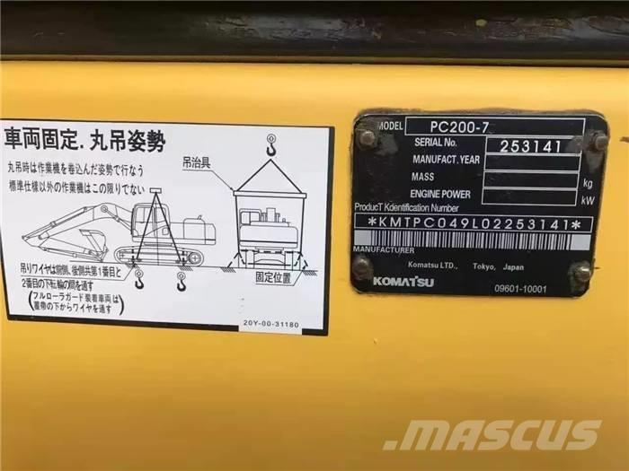 Komatsu PC 200-7 Bandgrävare