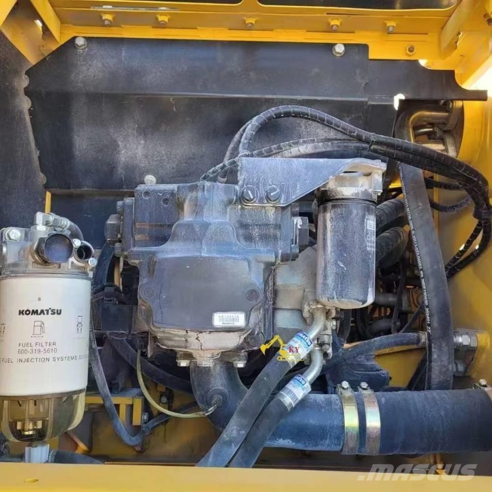 Komatsu PC 210-8 Bandgrävare