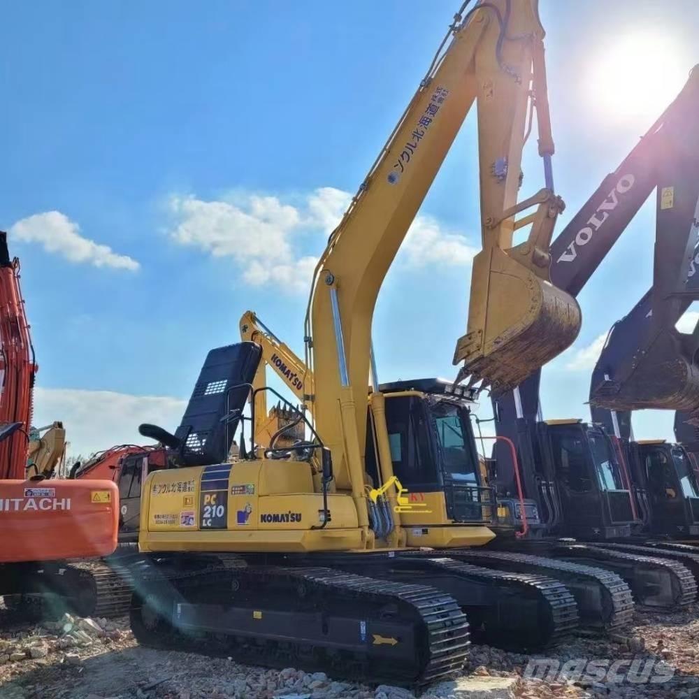 Komatsu PC 210-8 Bandgrävare