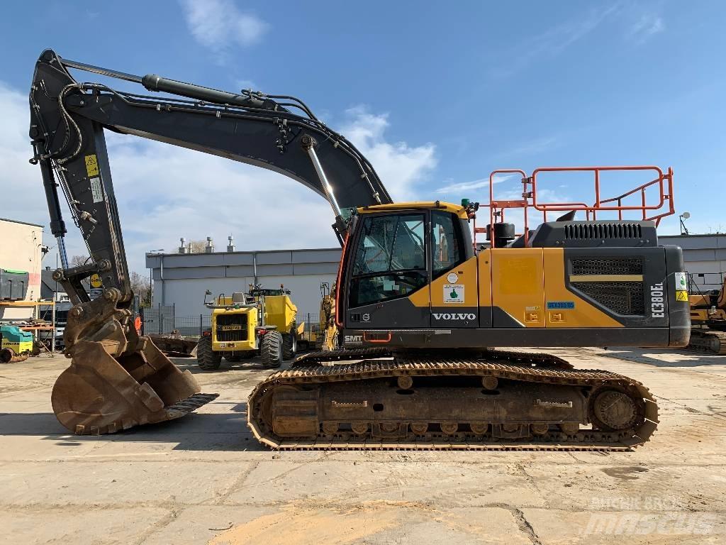Volvo EC 380 EL Bandgrävare