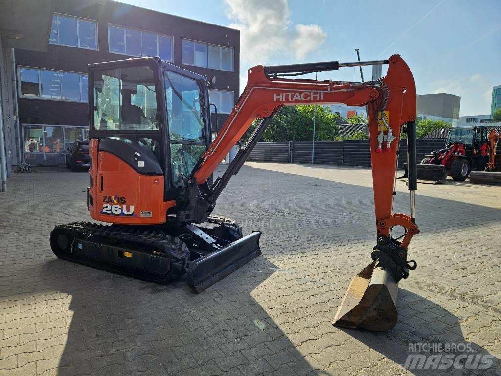 Hitachi ZX26U-6 Minigrävare < 7t