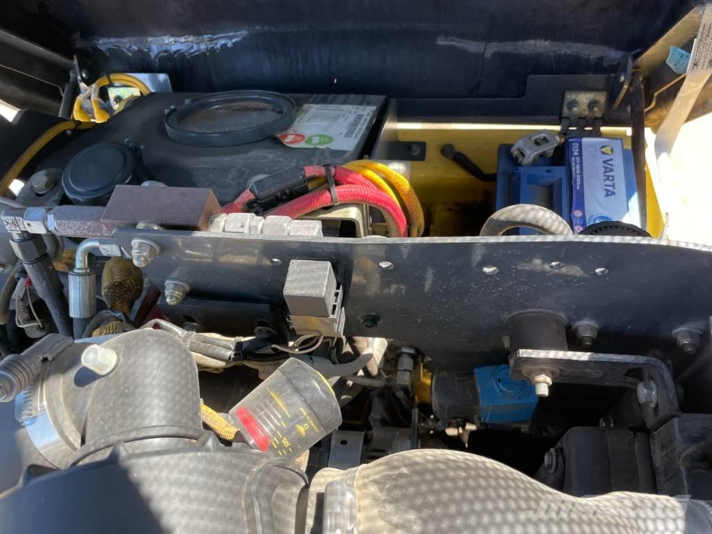 Bomag BW 100 AC-5 Kombivältar