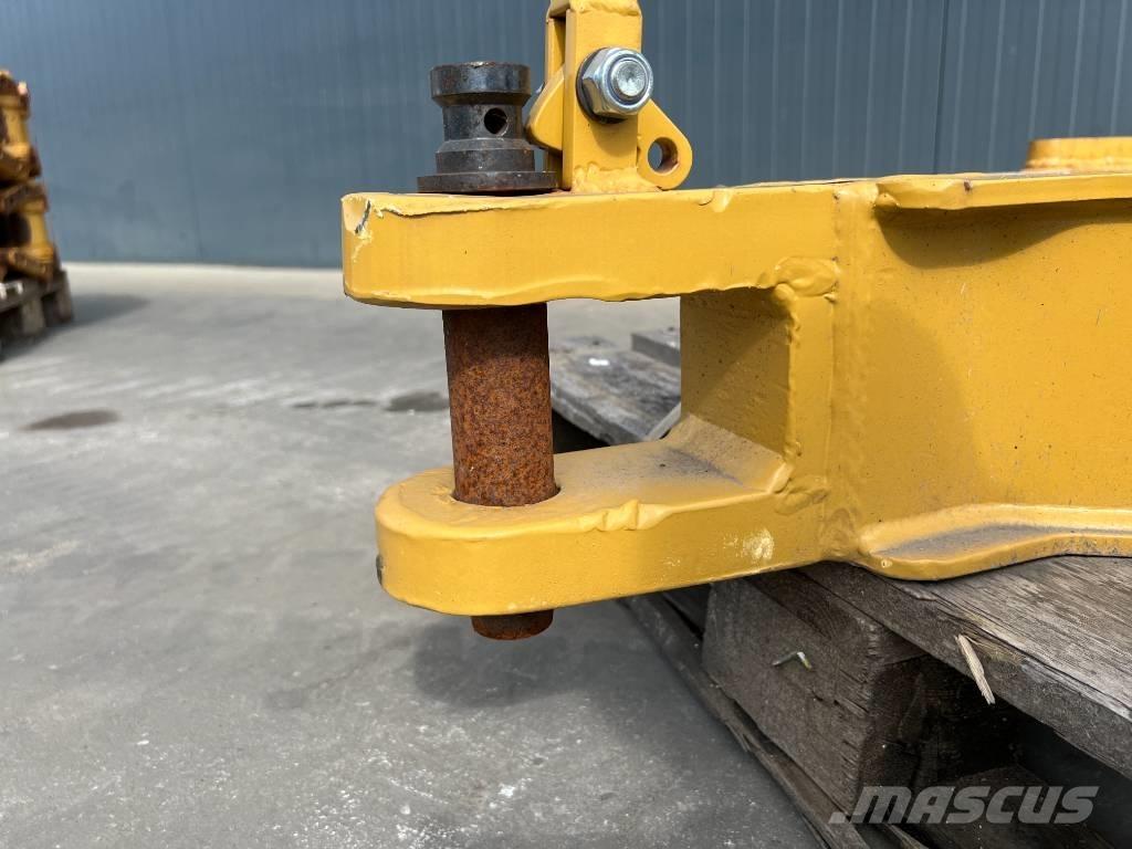 CAT D6R / D6T Zugmaul Övriga