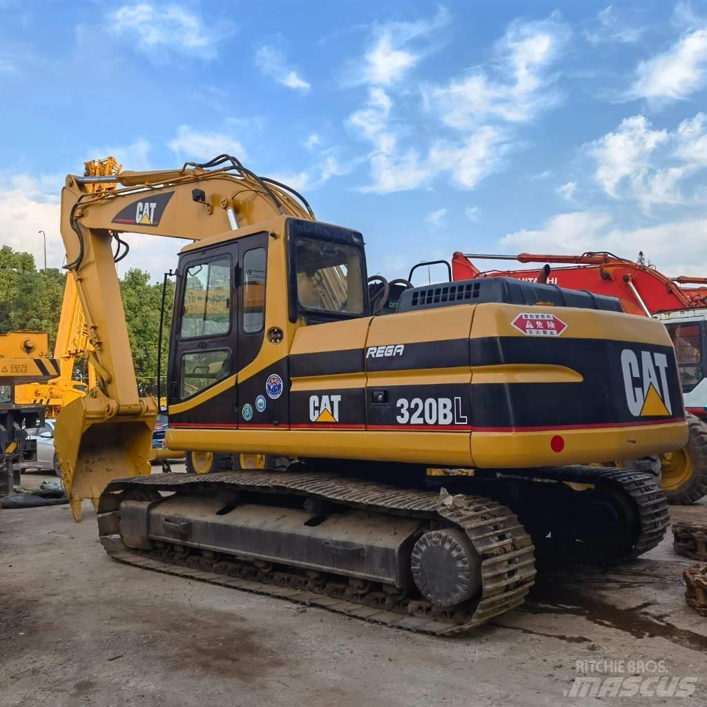 CAT 320 B LC Bandgrävare