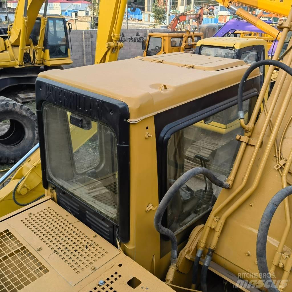 CAT 320 B LC Bandgrävare