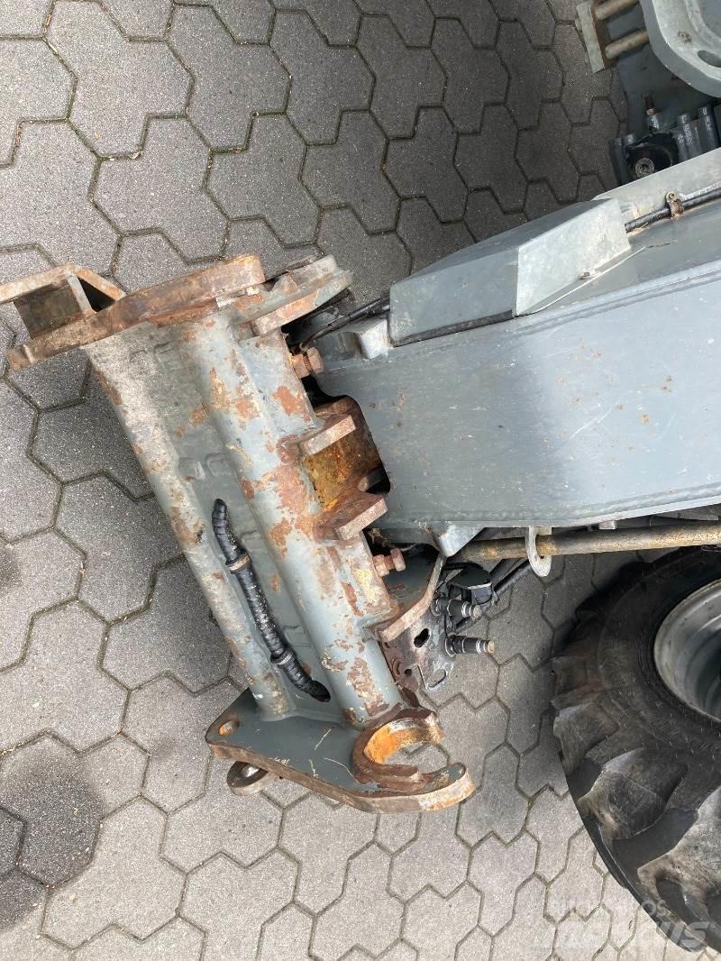 Kramer KT 447 Teleskoplastare