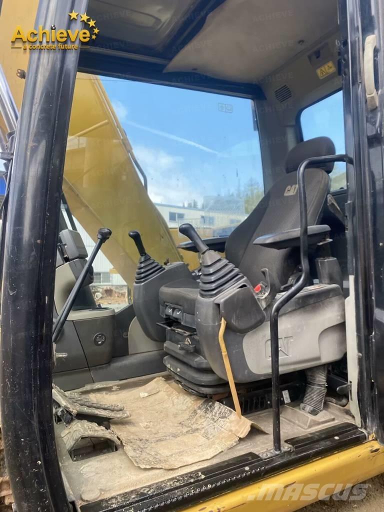 CAT 313D2GC Bandgrävare