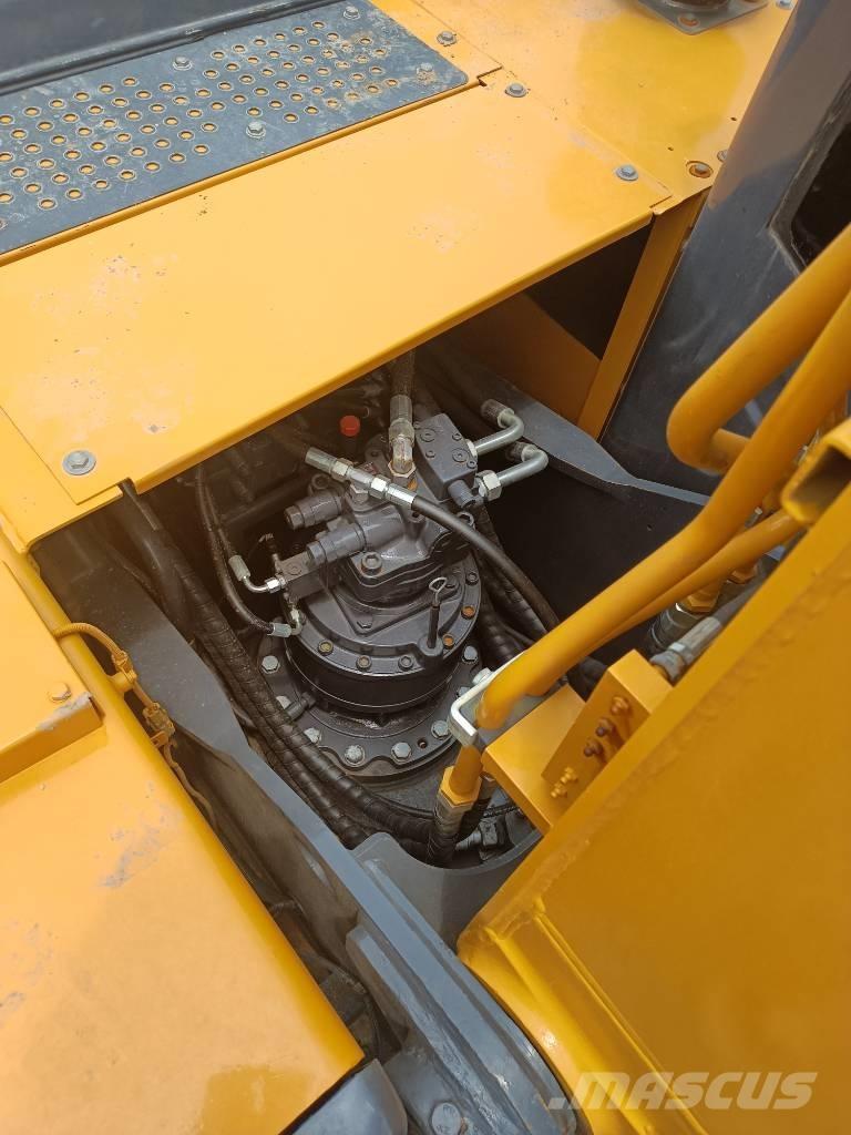 XCMG XE 215 DA Bandgrävare