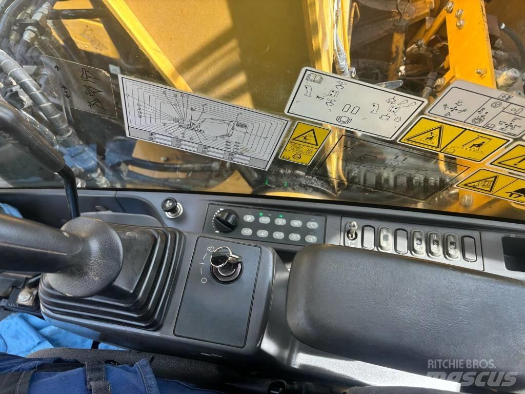 CAT 311 F LRR Bandgrävare