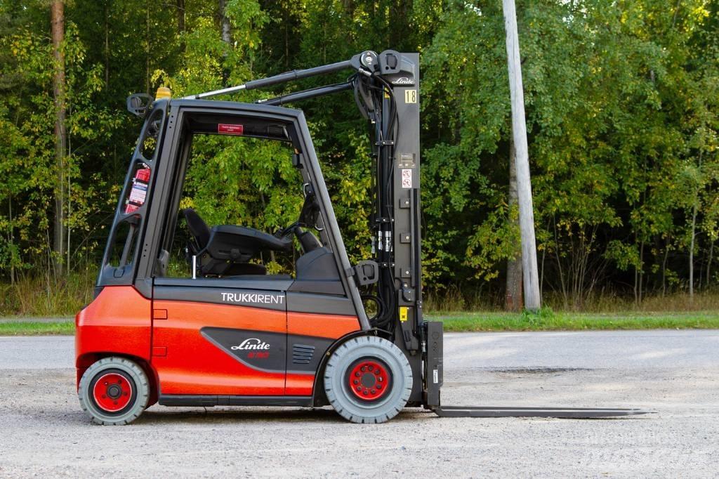 Linde E30-01 Elmotviktstruckar