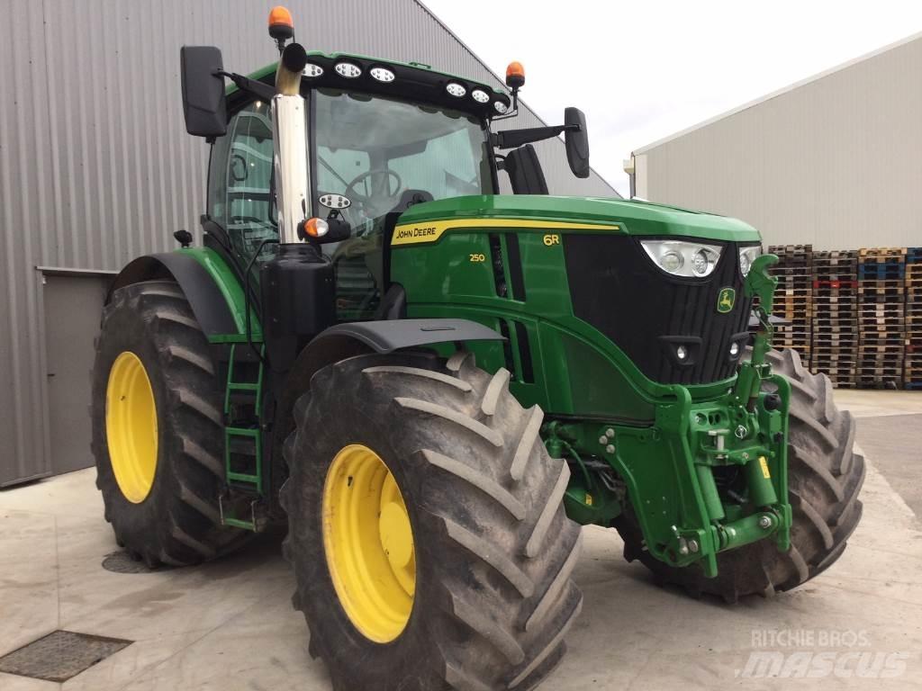 John Deere 6R250 Traktorer