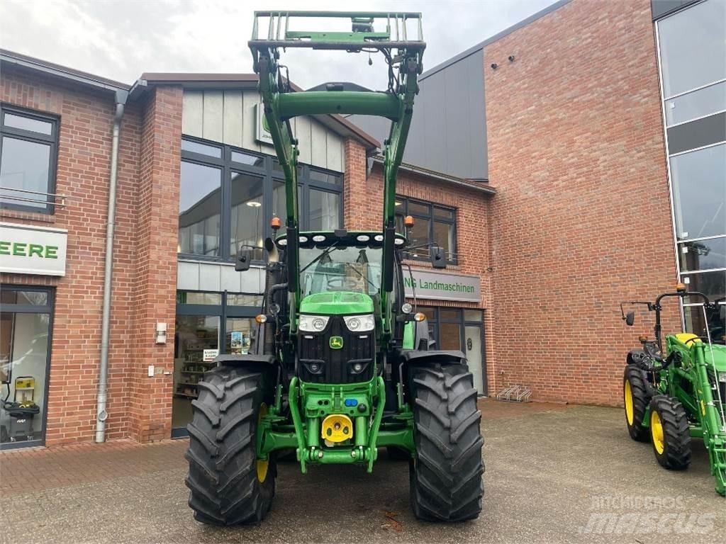 John Deere 6210R Traktorer