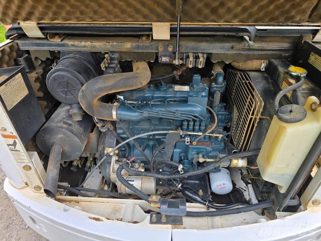 Bobcat X 331 Minigrävare < 7t