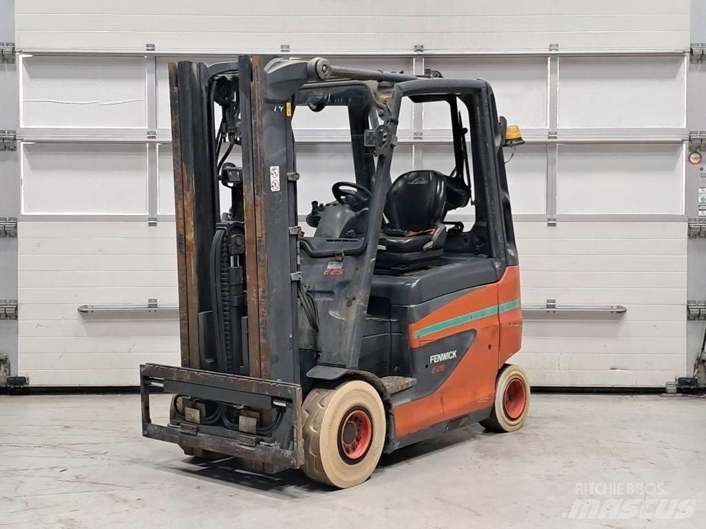 Linde E25H-01/600 Elmotviktstruckar