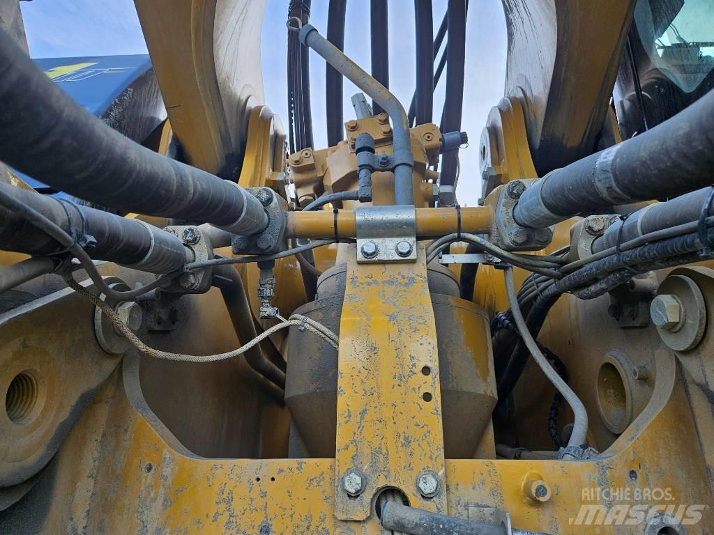 CAT 395 Bandgrävare