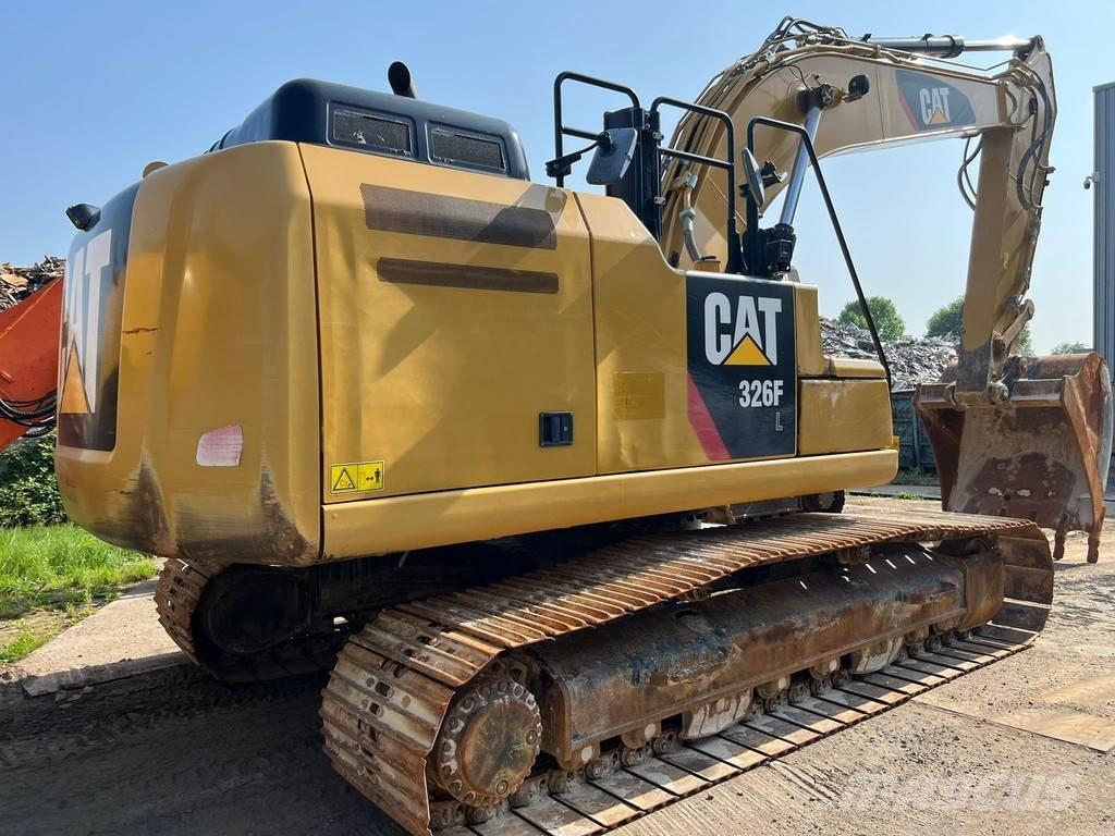 CAT 326FL Bandgrävare