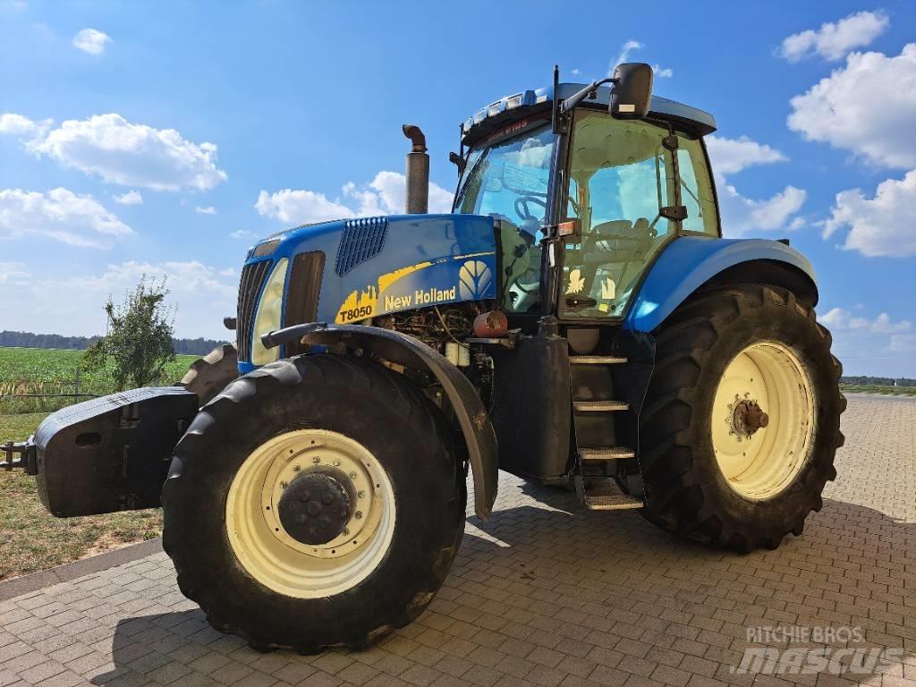 New Holland T 8050 Traktorer