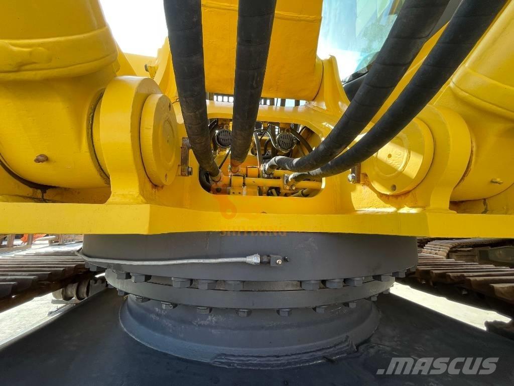 Komatsu PC 450 LC-8 Bandgrävare