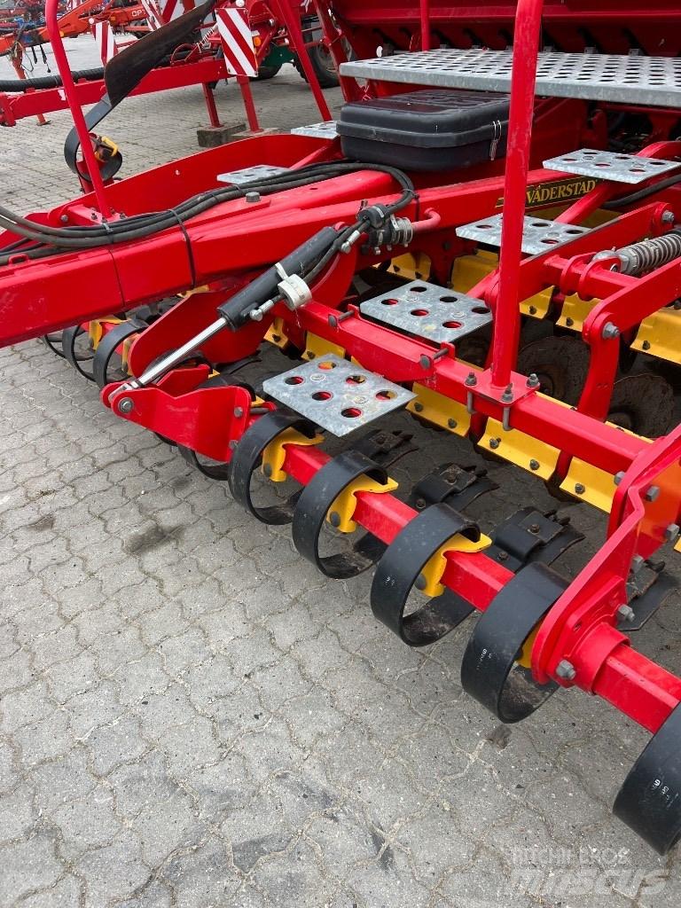 Väderstad Rapid400C Kombisåmaskiner
