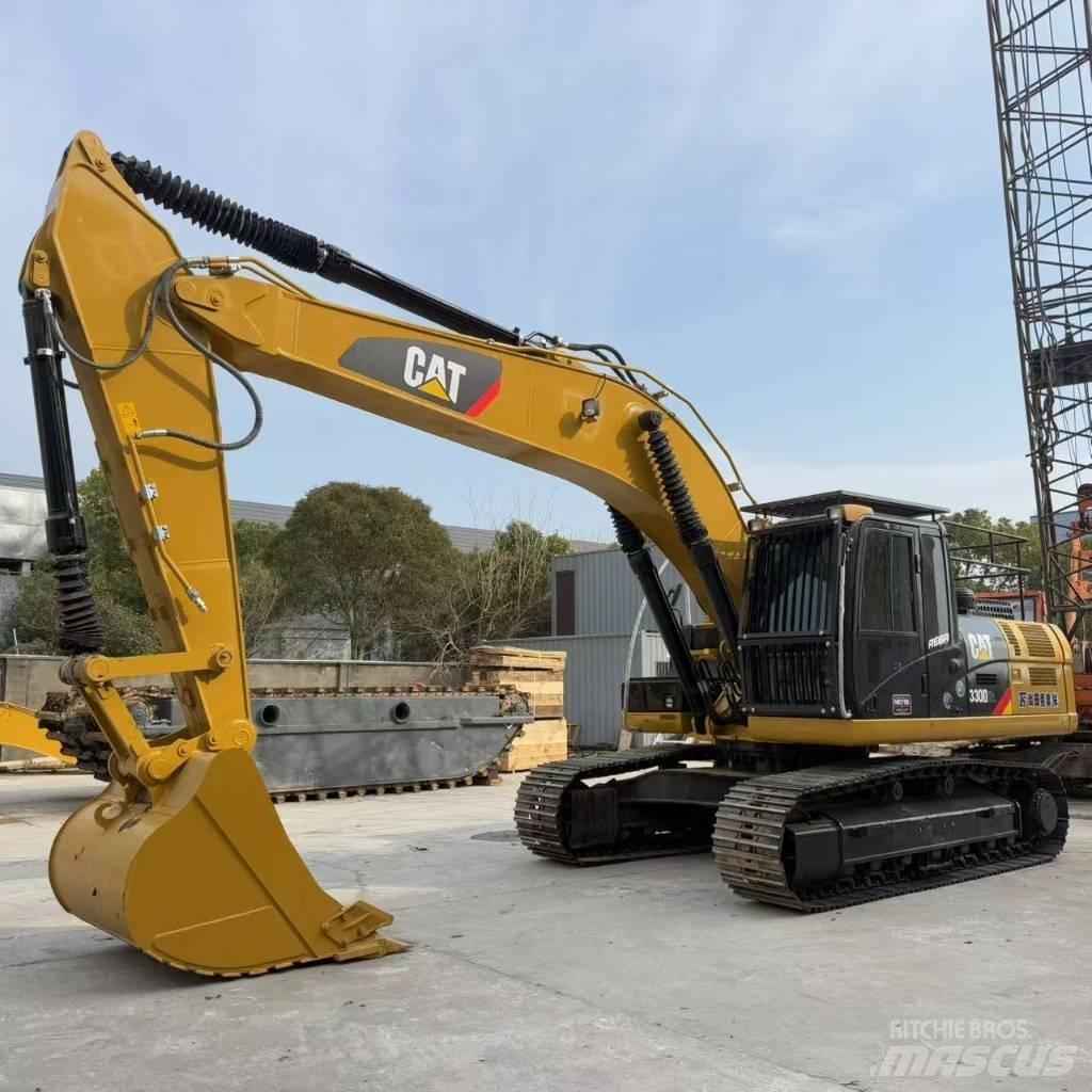 CAT 330 D L Bandgrävare