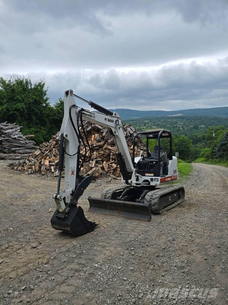 Bobcat 341 G Minigrävare < 7t